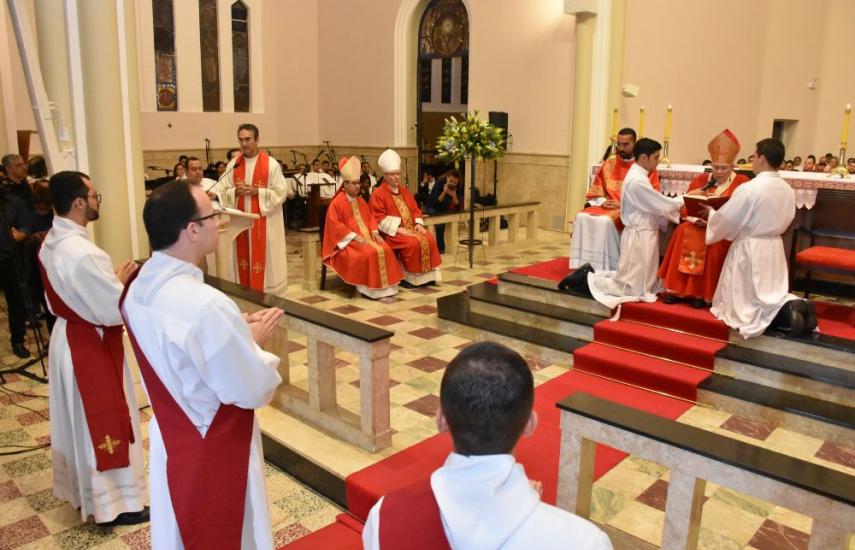 Homilia na ordenação presbiteral dos diáconos Adnilson, Pedro Mendonça e Rodrigo Lacerda